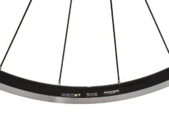 Shimano WH-RS100-CL Jeu De Roues 28" -Vélos Matériel Magasin Shimano WH RS100 CL Laufradsatz e