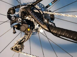 Convertisseur De Dérailleur Tanpan Shimano 11 Vitesses -Vélos Matériel Magasin Wolf Tooth Tanpan Shimano 11 fach Schaltungskonverter 2